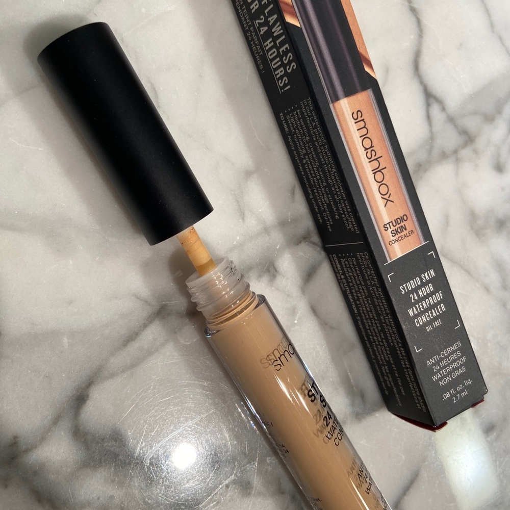 Smashbox Studio Skin Concealer in Light/Medium